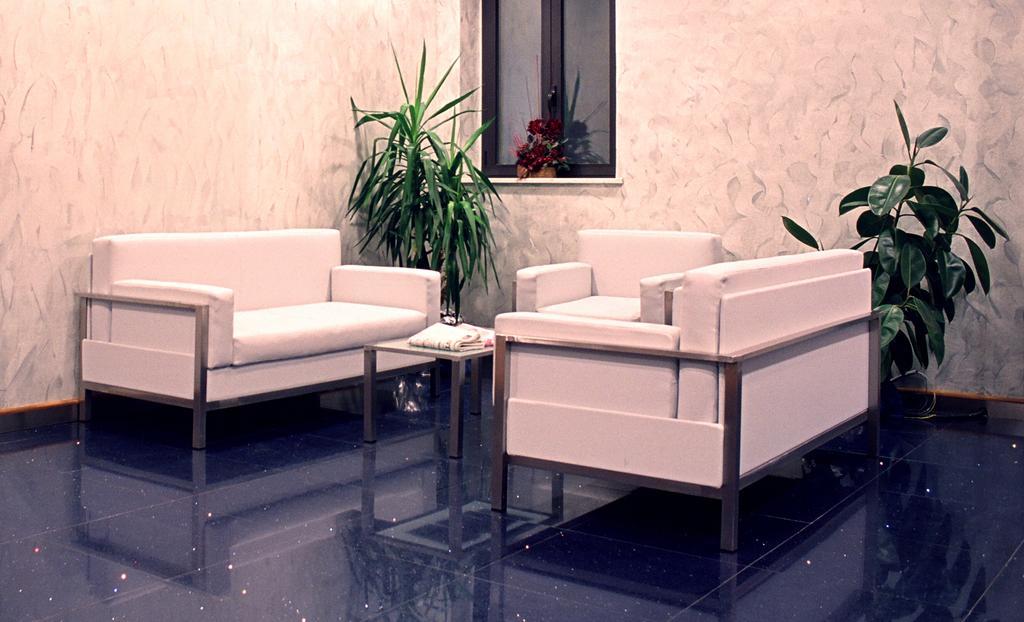 Hotel Italia Carmagnole Extérieur photo