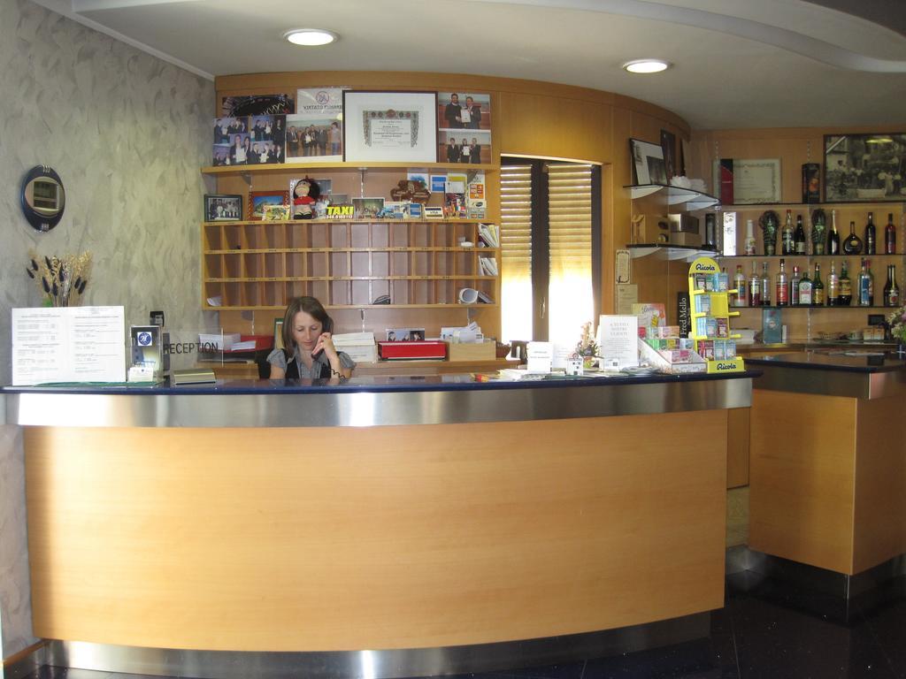 Hotel Italia Carmagnole Extérieur photo